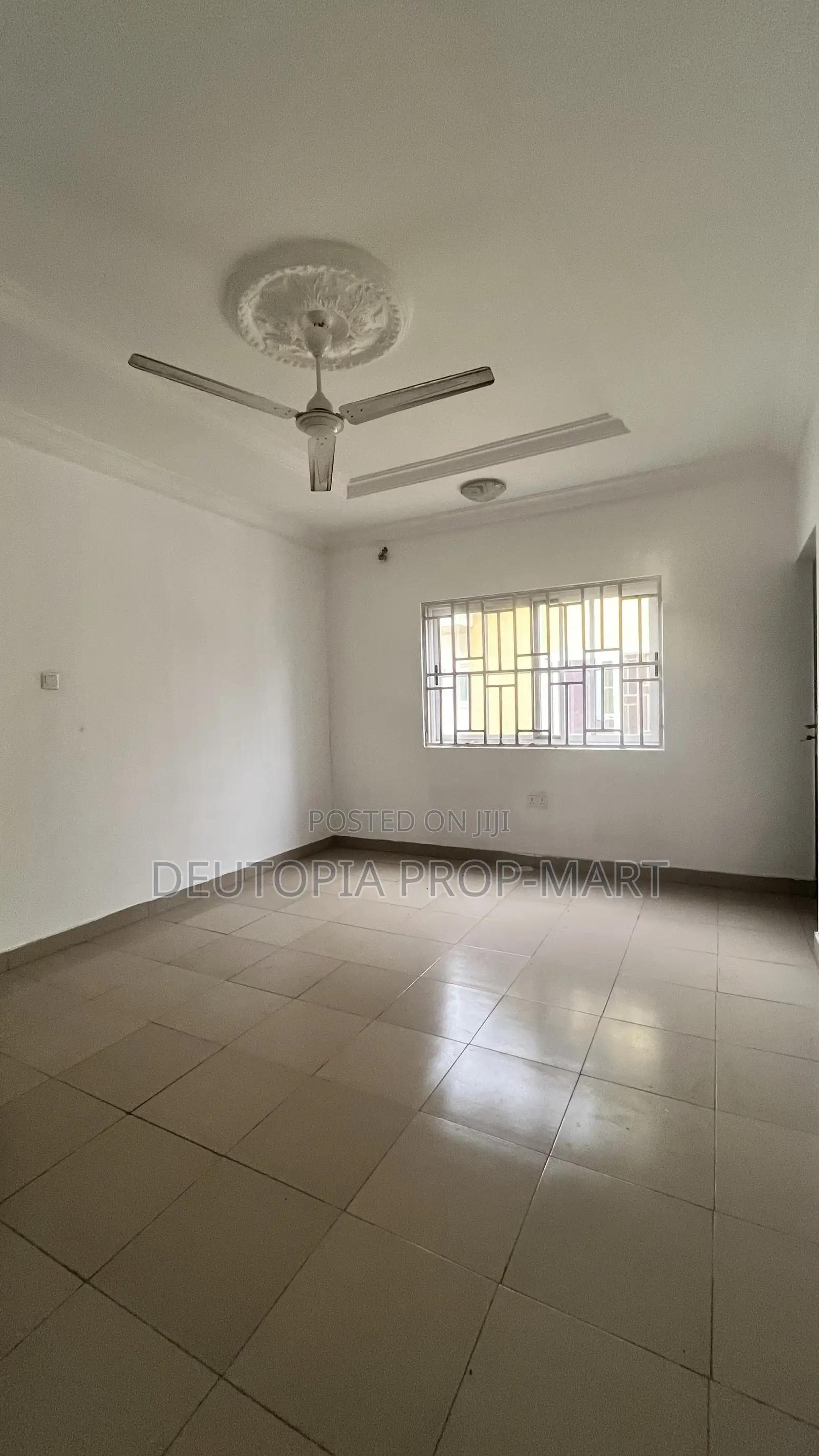4bdrm Duplex in Paradise Court, Tema Metropolitan for rent