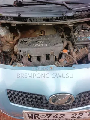 Toyota Vitz 2010 Blue