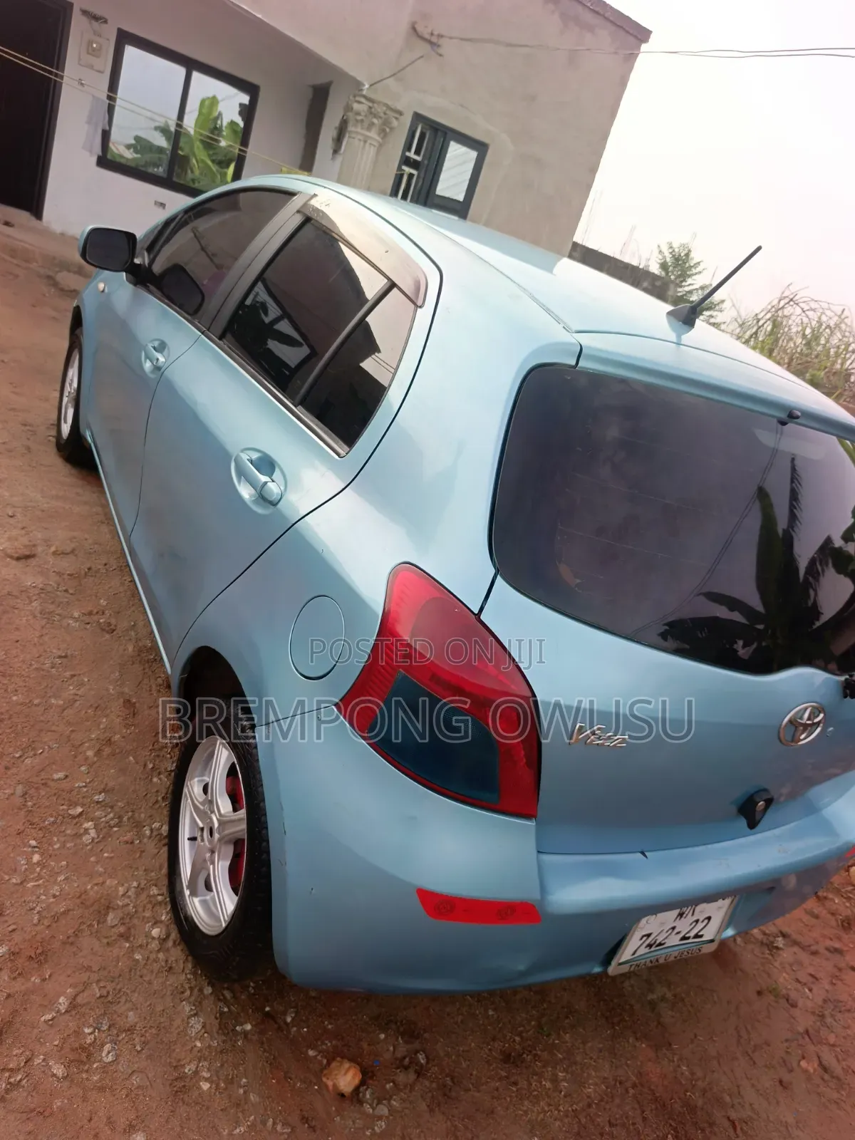 Toyota Vitz 2010 Blue