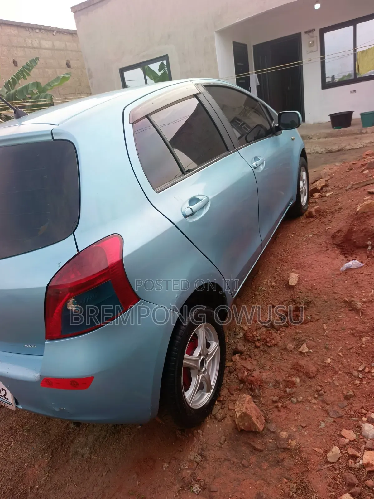 Toyota Vitz 2010 Blue