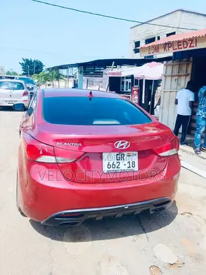 Hyundai Elantra GLS Sedan FWD (1.8L 4cyl 6A) 2013 Red