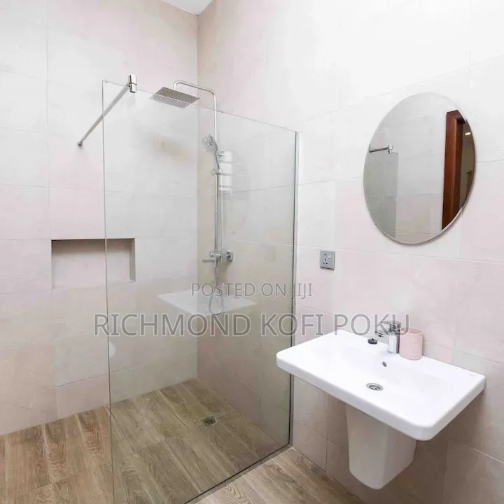 3bdrm House in Kofis Realty, Sakumono for sale