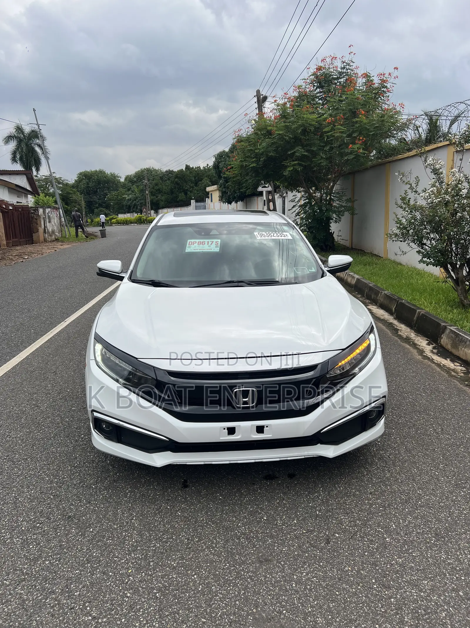 Honda Civic Touring Sedan 2019 White