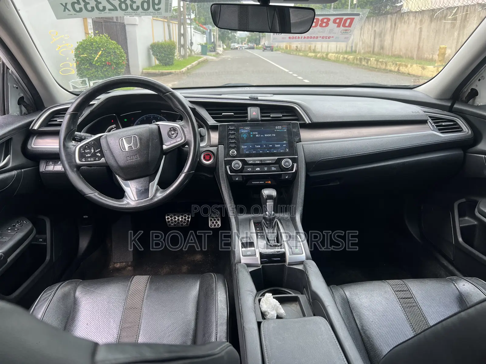 Honda Civic Touring Sedan 2019 White
