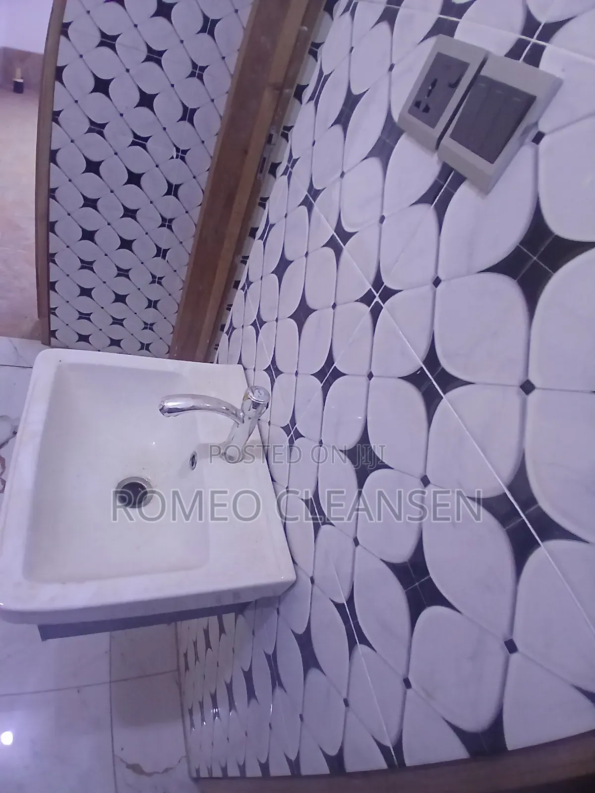 2bdrm Apartment in Atonsu Aputuogya, Kumasi Metropolitan for rent