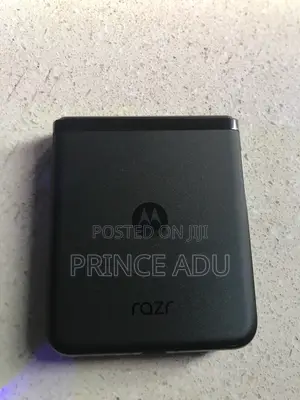 Motorola Razr (2023) 256 GB Black