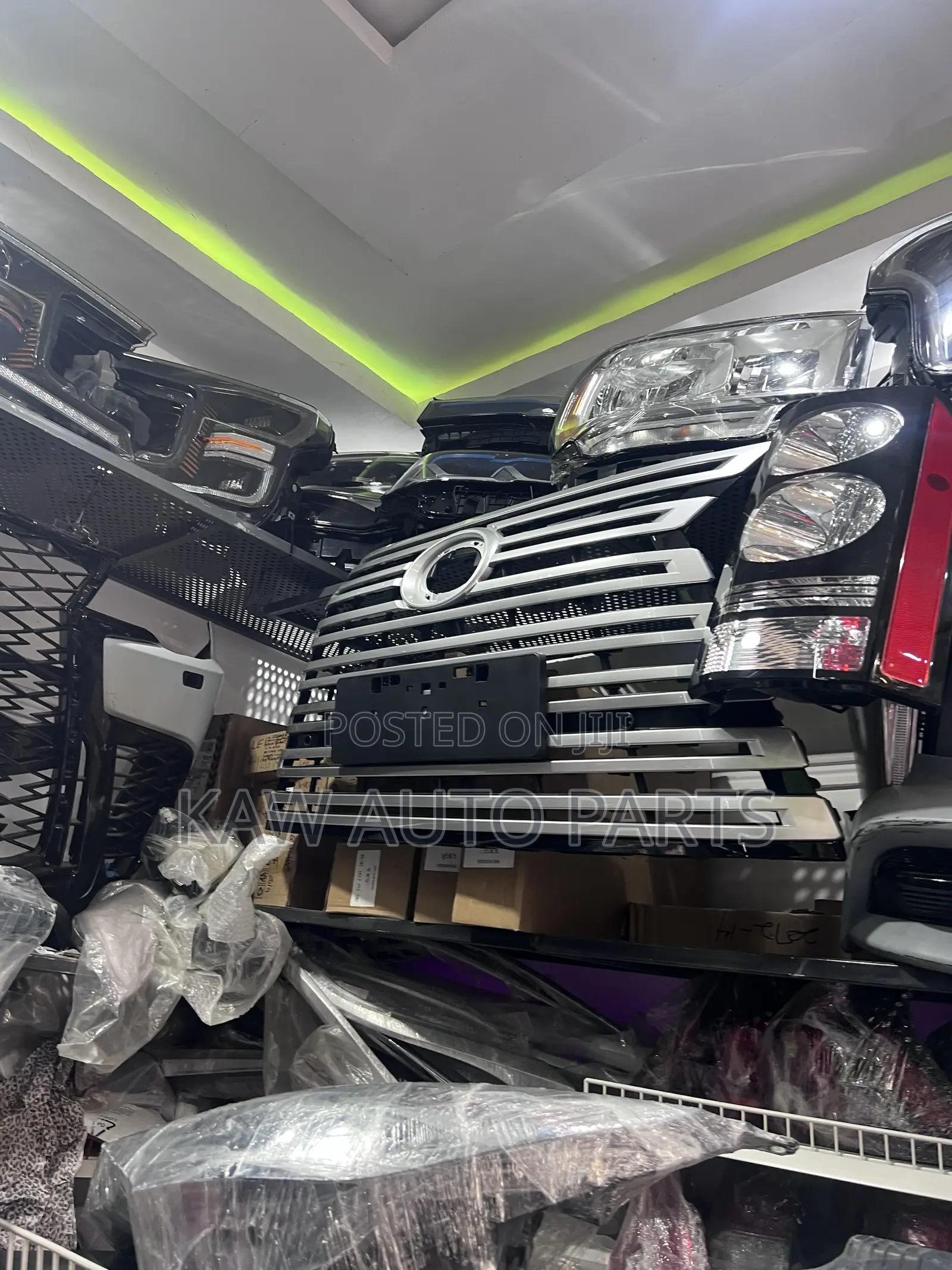 2022,2023,2024,2025,2026 Front Grille for Lexus Lx600