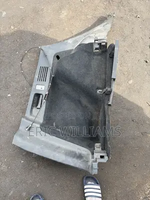 Honda Cr-v 2017 Boot Side