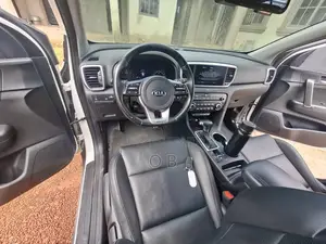 Kia Sportage 2021 White
