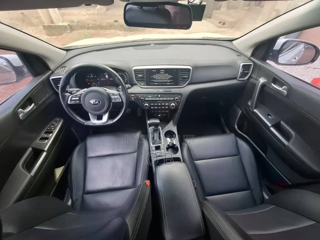 Kia Sportage 2021 White