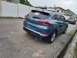 Hyundai Tucson 2016 Blue