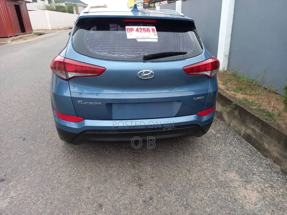 Hyundai Tucson 2016 Blue