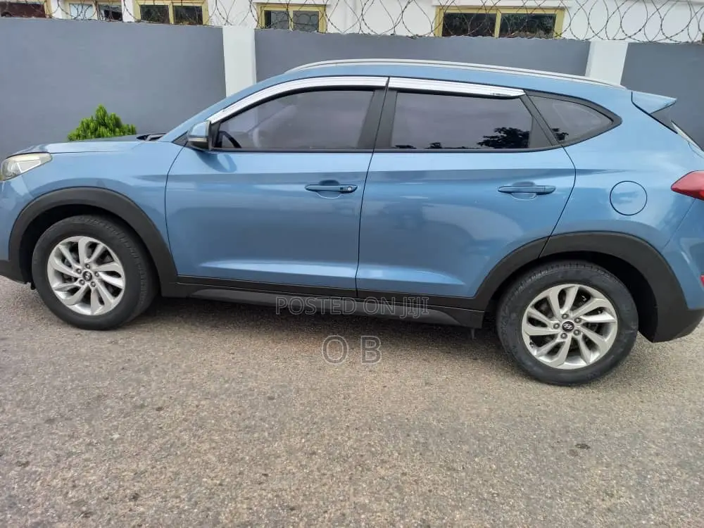 Hyundai Tucson 2016 Blue