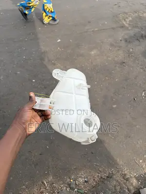 Chevrolet Sonic 2012 Reservoir