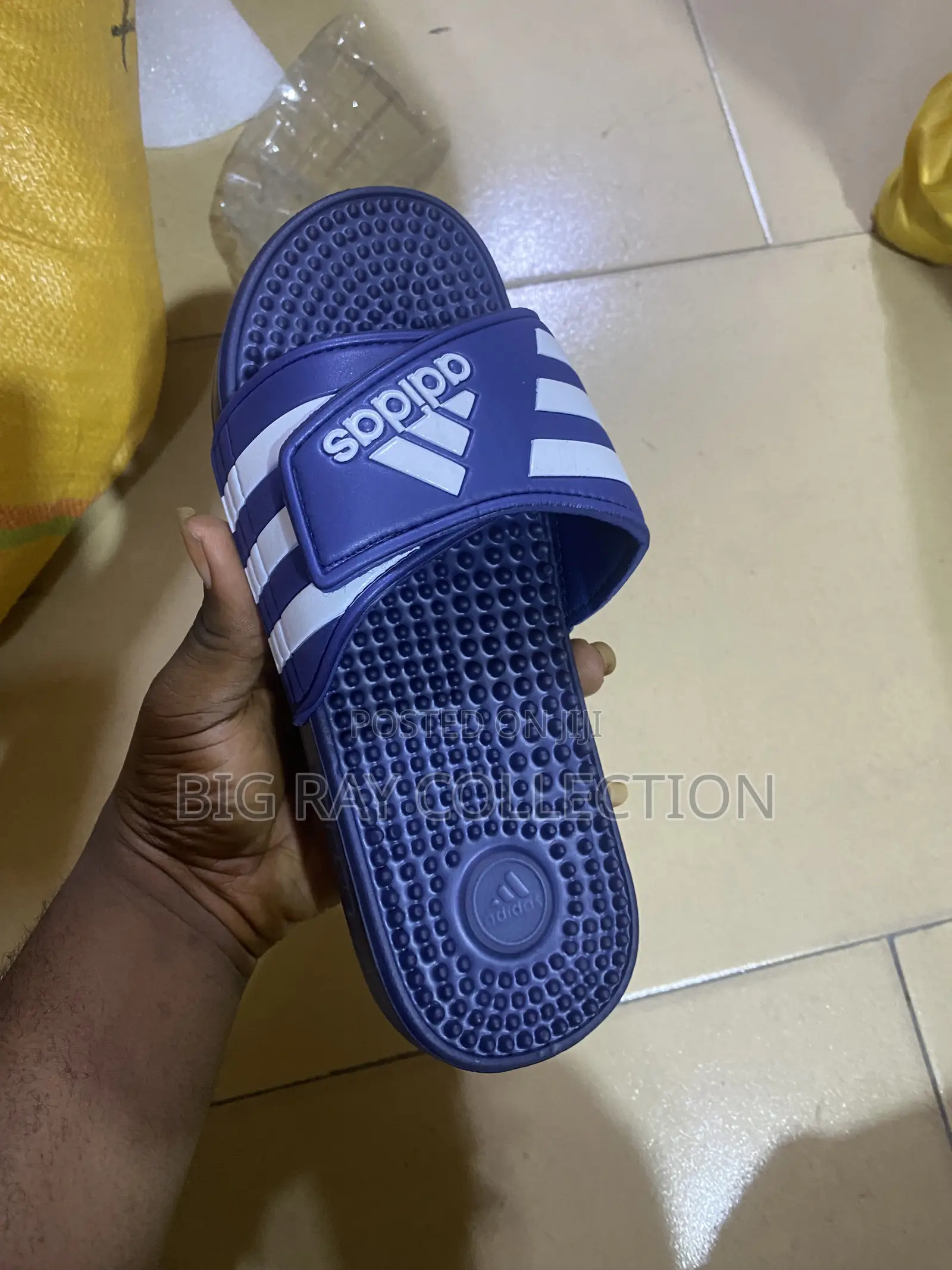 Ladies Adidas Massager
