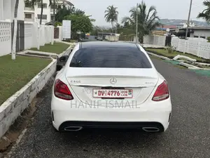 Mercedes-Benz C300 Luxury 4Matic Sedan AWD (2.0L 4cyl 7A) 2016 White