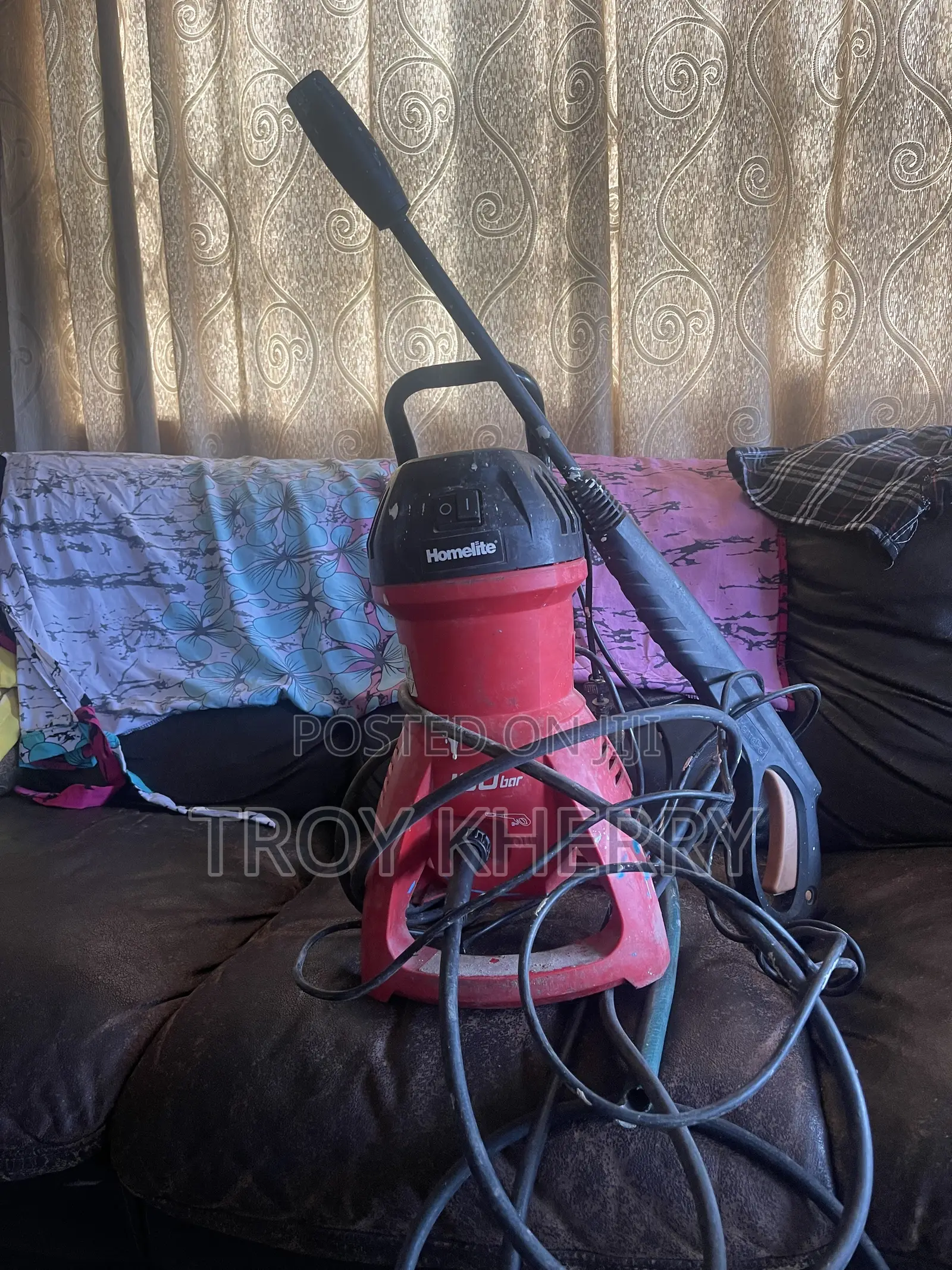 Electronic Pump For Washing Cars And Motorcycles