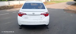 Toyota Corolla 2015 White