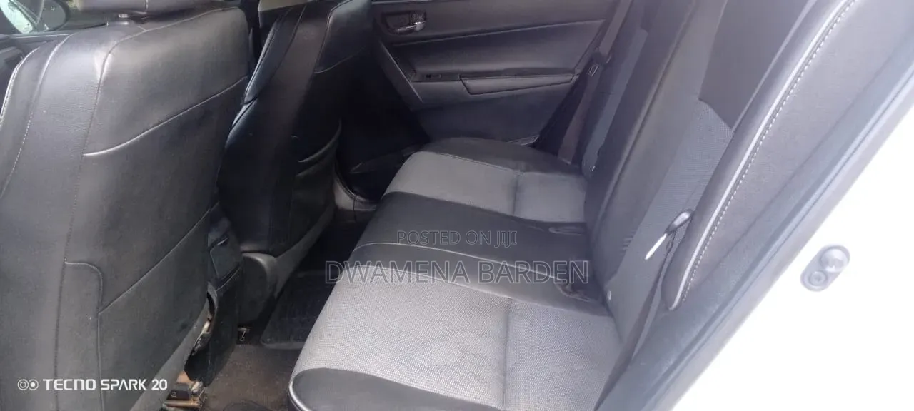 Toyota Corolla 2015 White