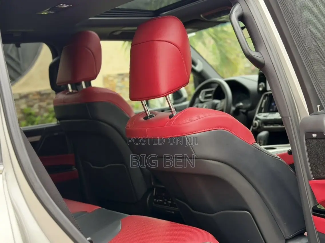 Lexus LX 700h 2025 Gray