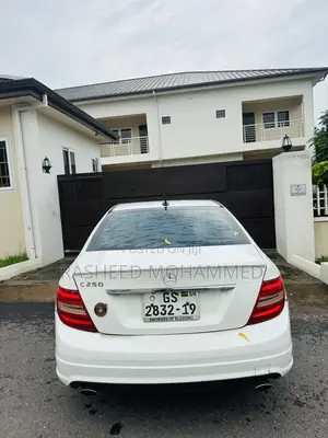 Mercedes-Benz C250 2010 White