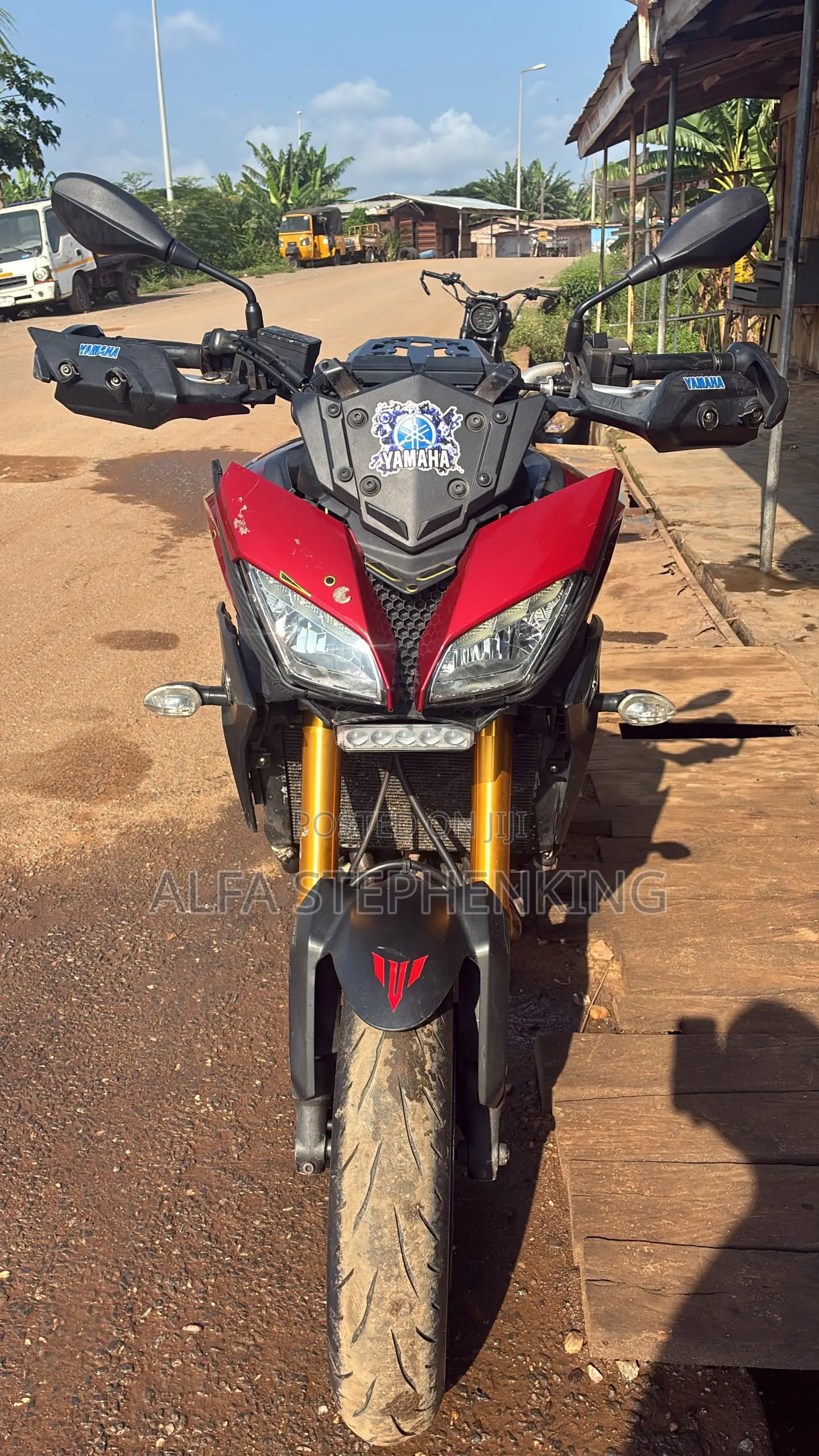 Yamaha 2016 Red