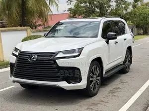 Lexus LX 500d 2026 White