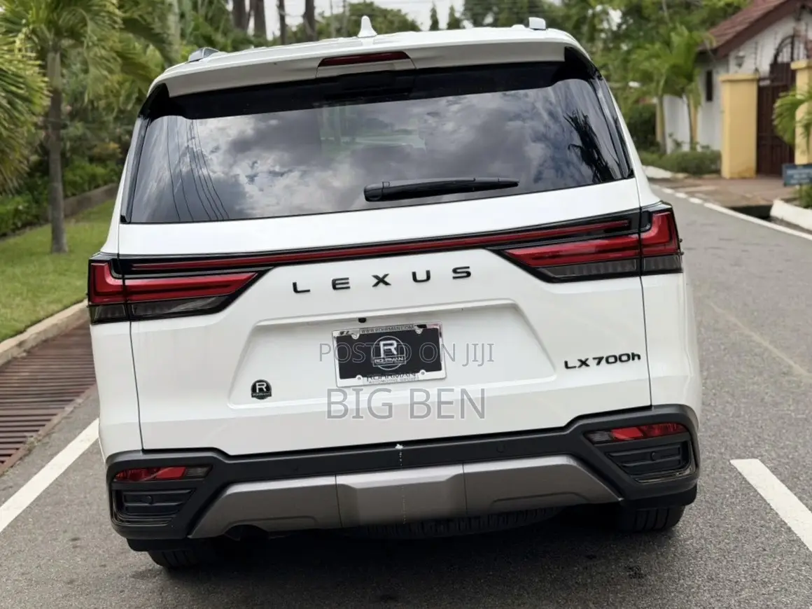 Lexus LX 500d 2026 White
