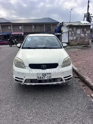 Toyota Matrix 2008 White