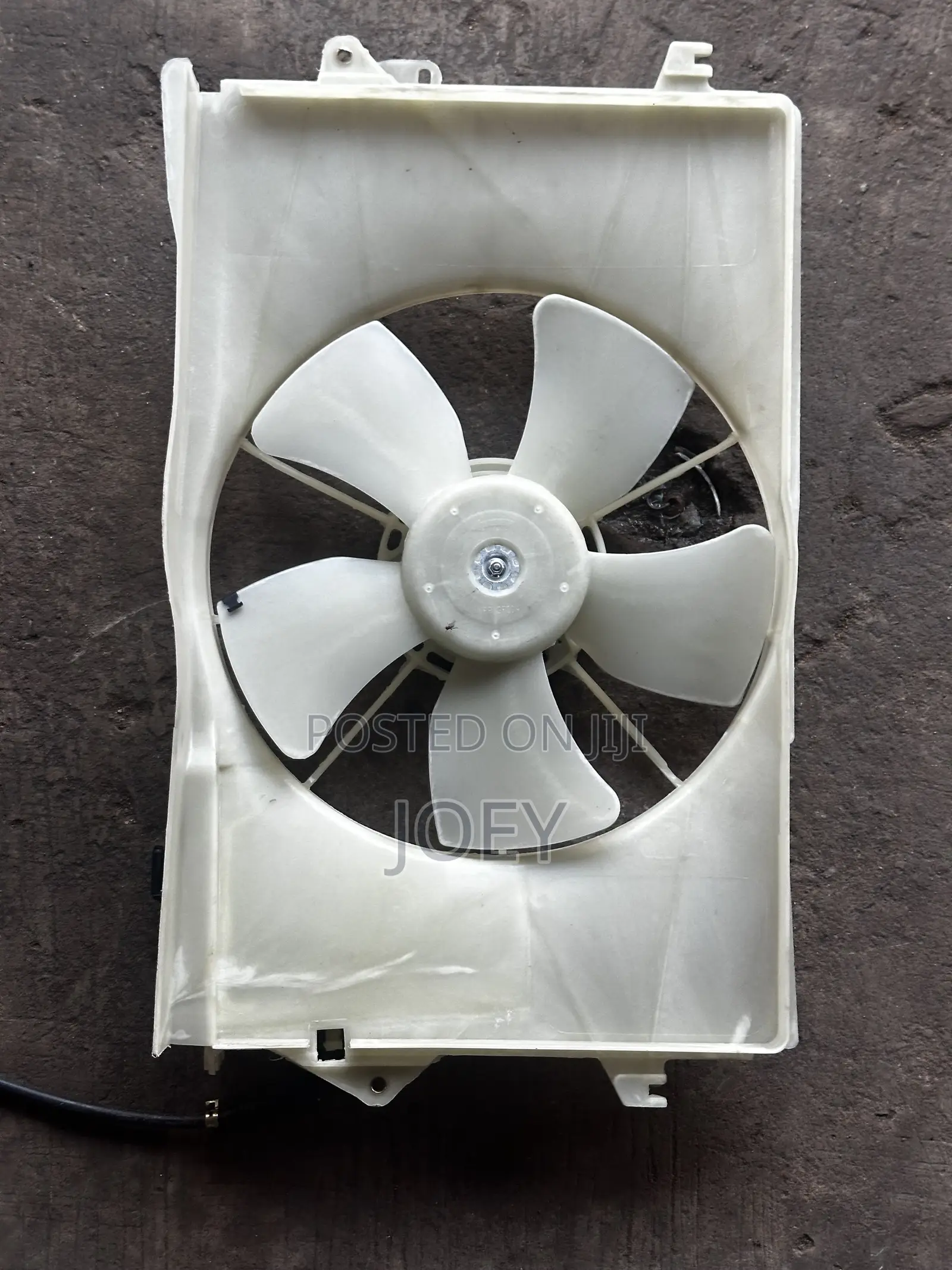 Corolla 03/07 Radiator Fan