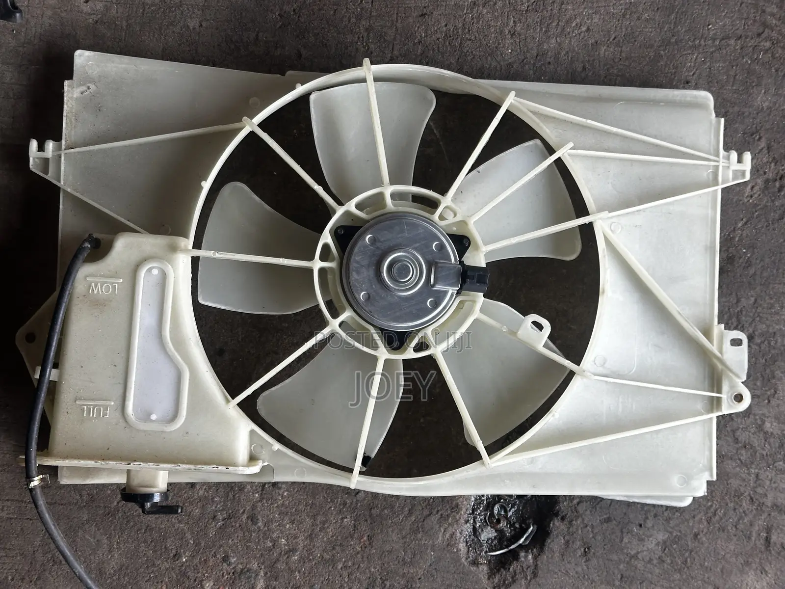 Corolla 03/07 Radiator Fan