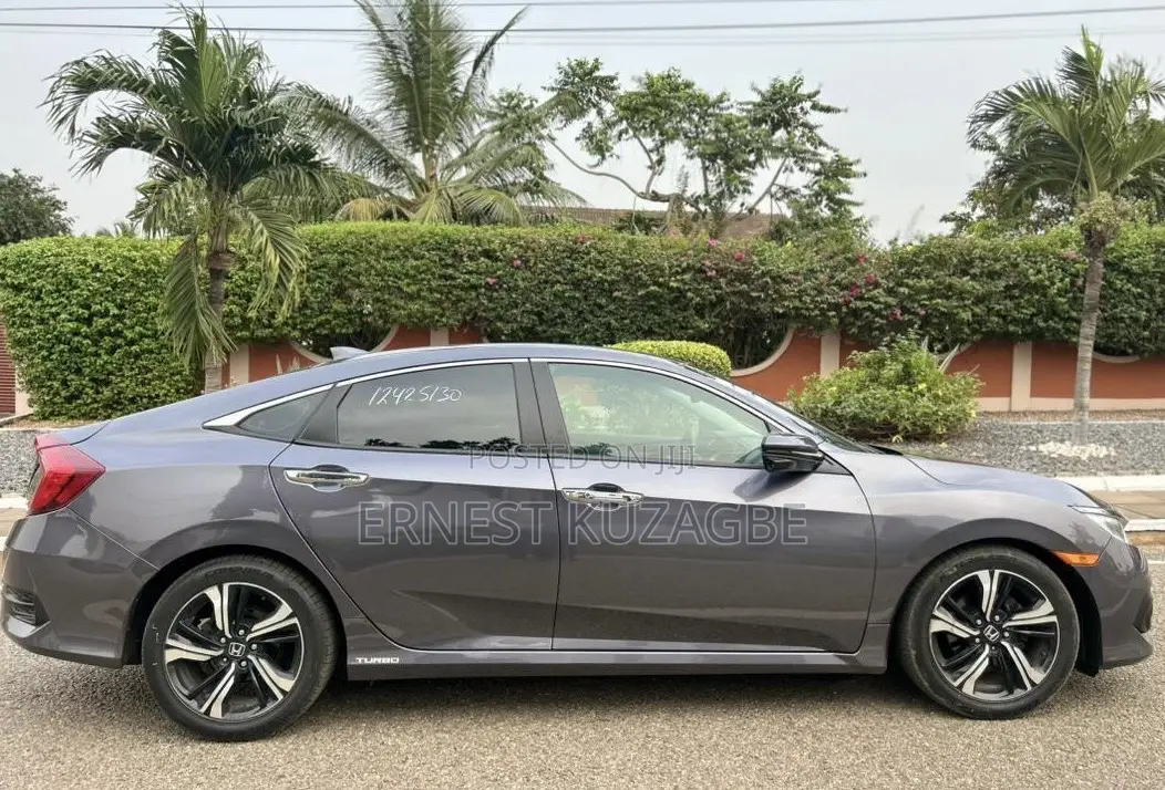 Honda Civic 2017 Silver