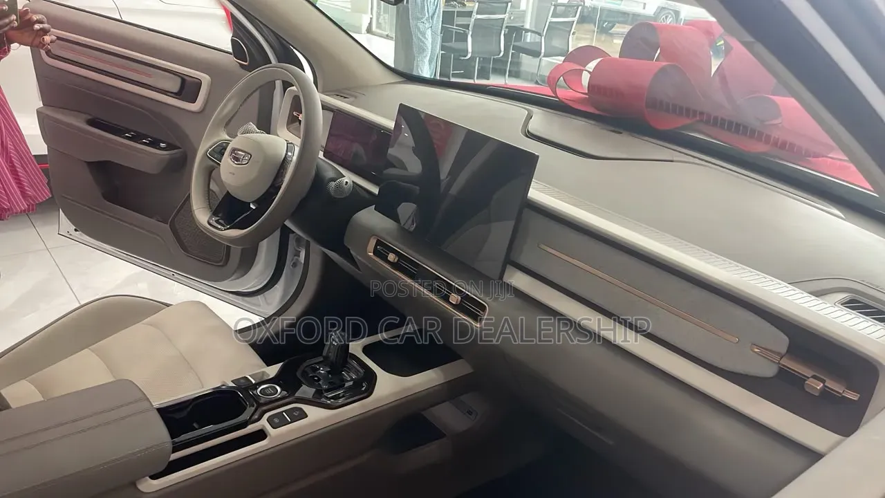 New Geely Coolray 2025 Silver