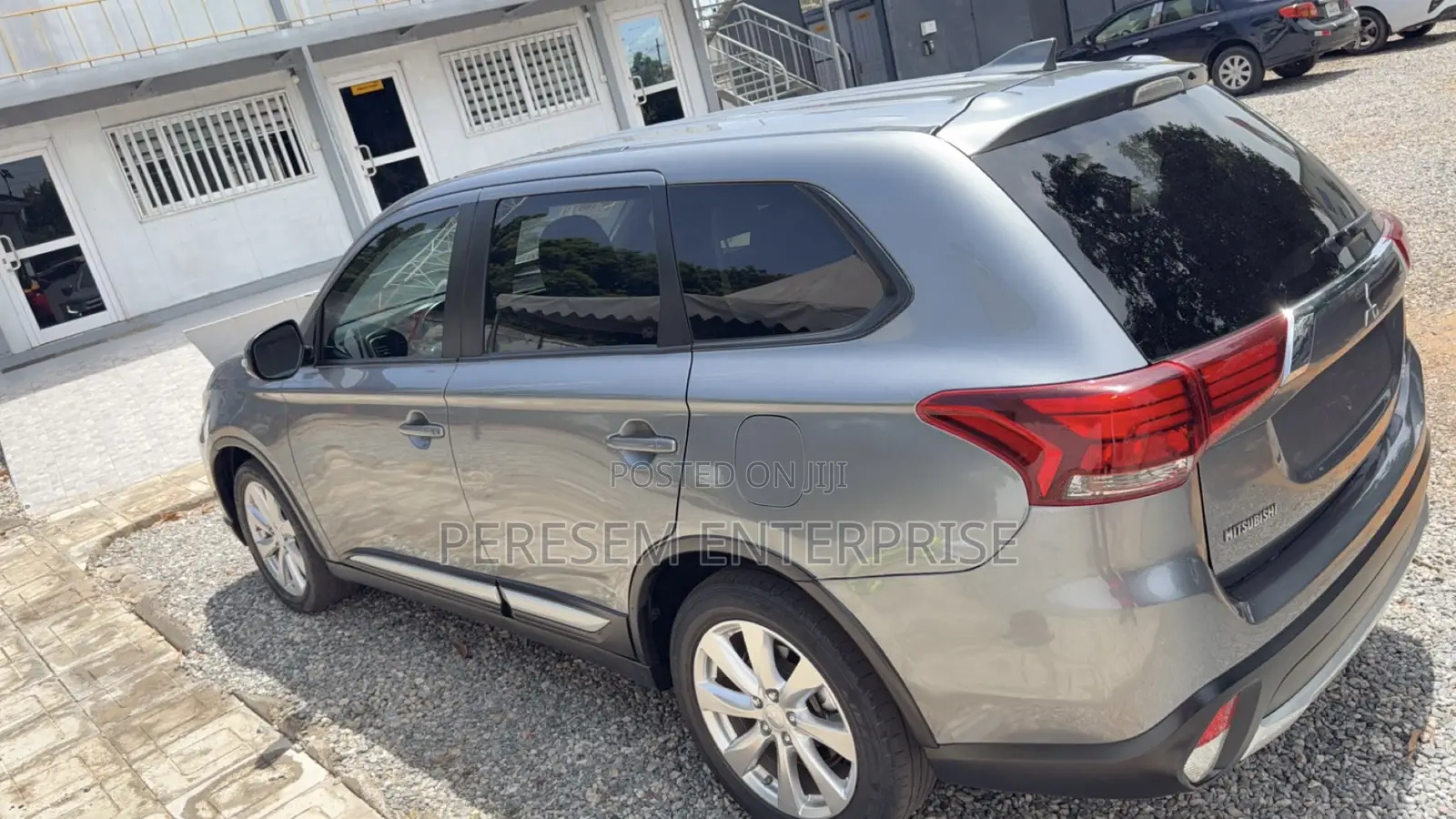 Mitsubishi Outlander SE FWD 2017 Gray