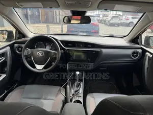 Toyota Corolla 2017 Red