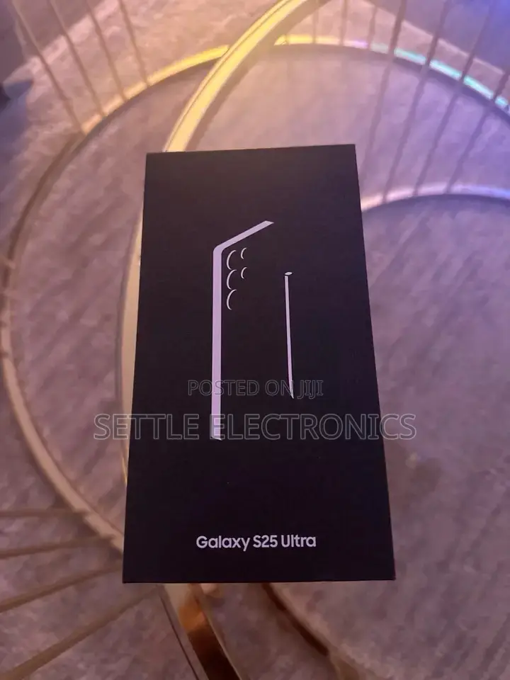 New Samsung Galaxy S25 Ultra 1 TB Silver