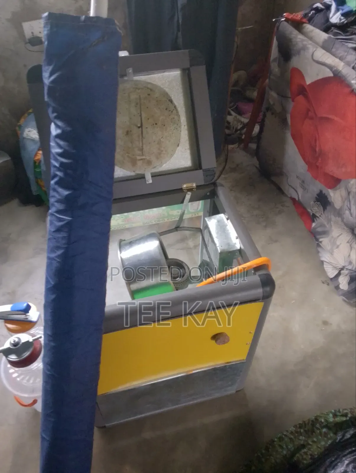 Brand New Pop Corn Machine