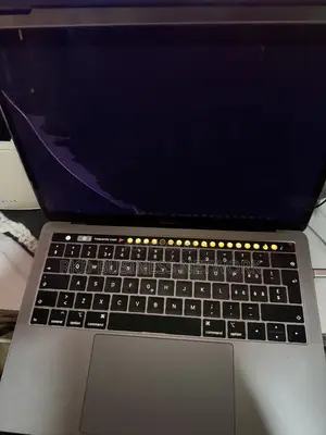 Laptop Apple MacBook Pro 2018 8GB Intel Core i5 SSD 256GB