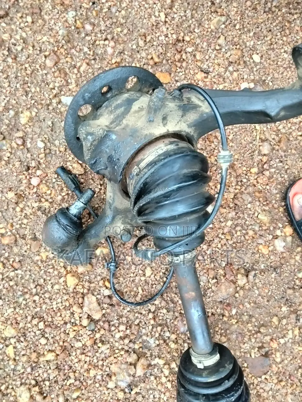 Benz W203 Hub Available