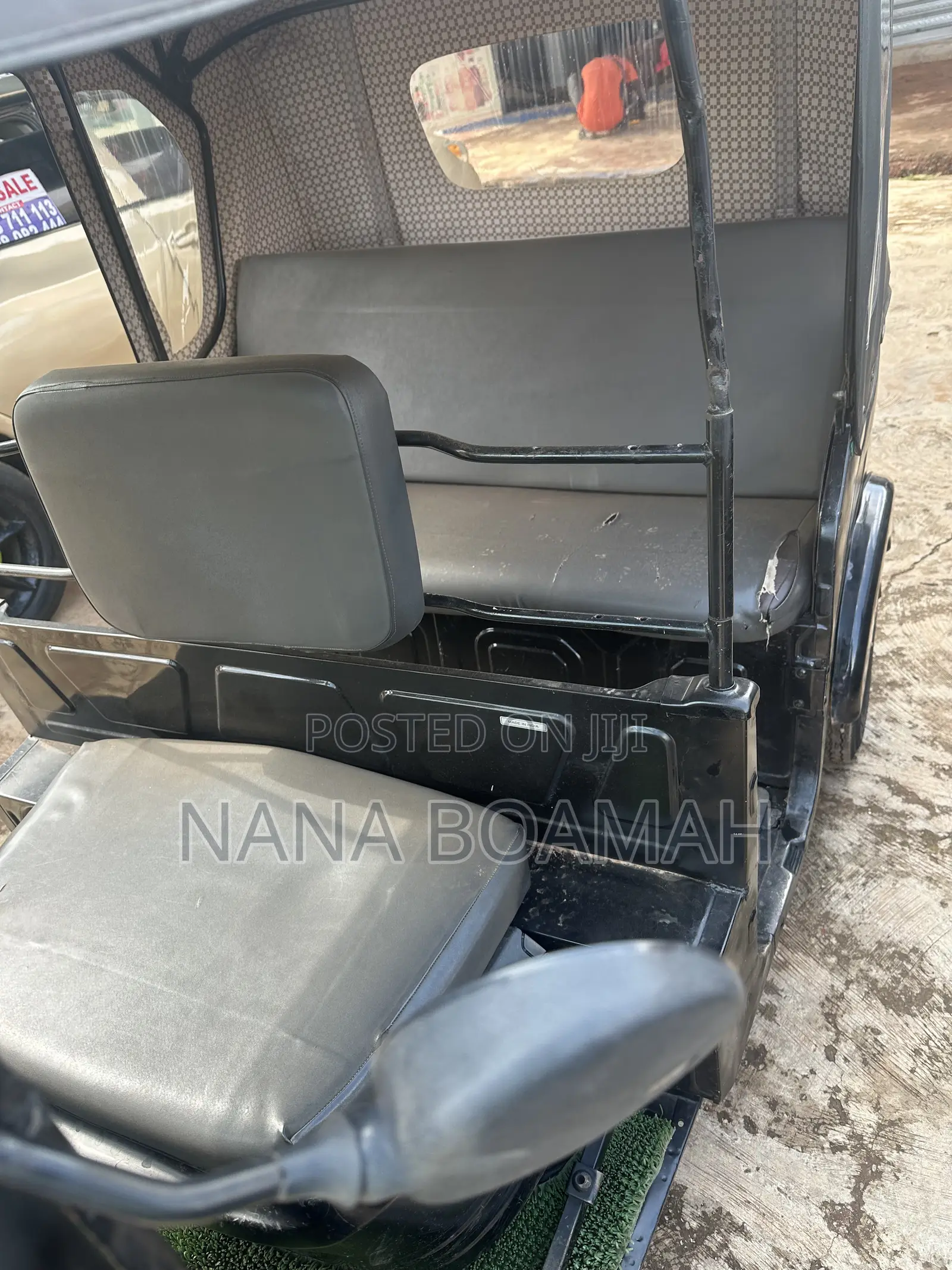Bajaj Avenger 180 2021 Black