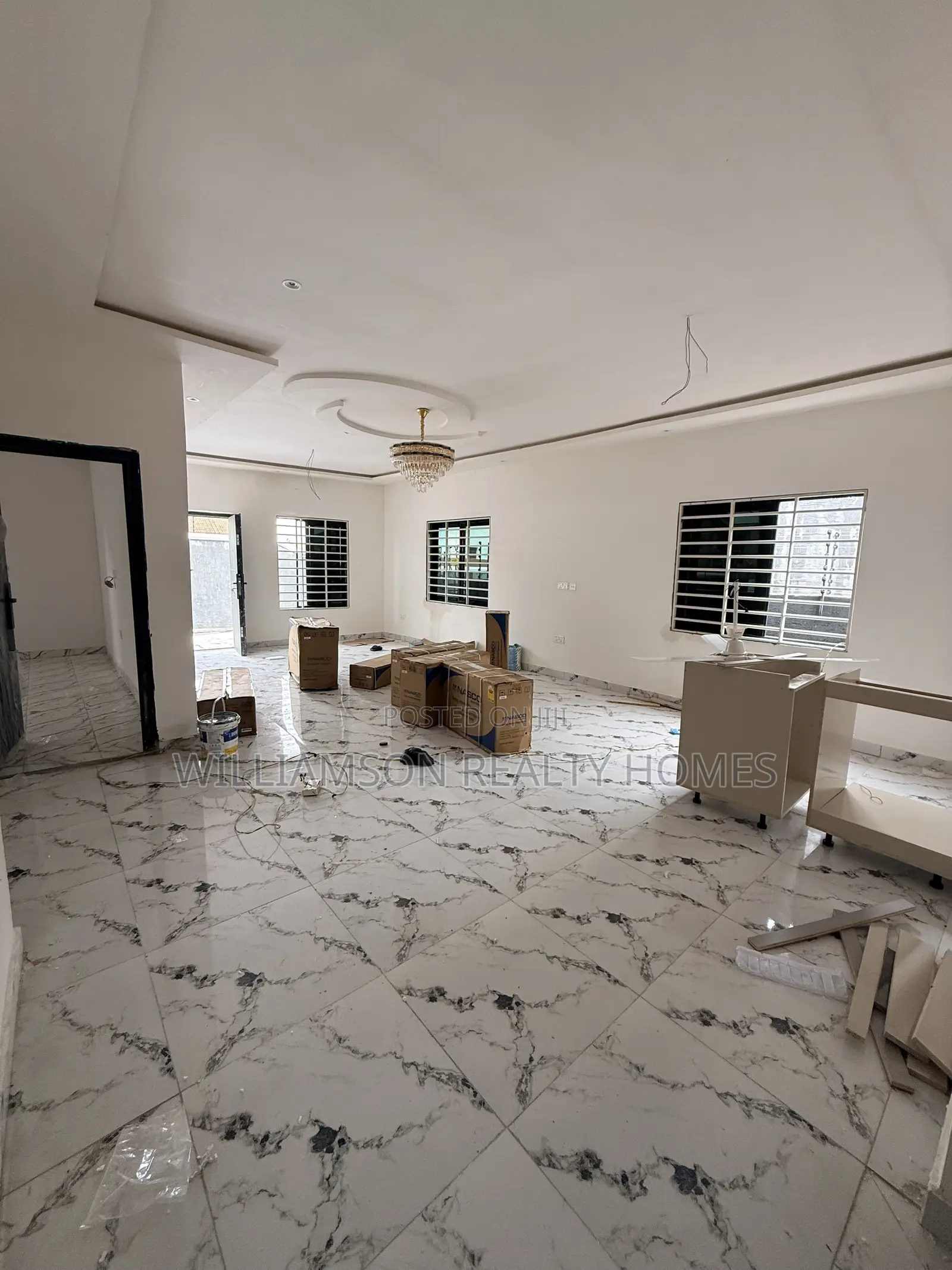 3bdrm House in Community 18 Area, Spintex for sale