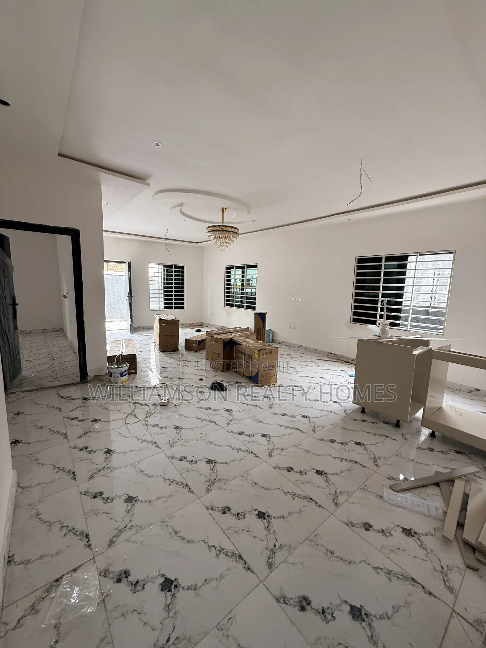 3bdrm House in Community 18 Area, Spintex for sale