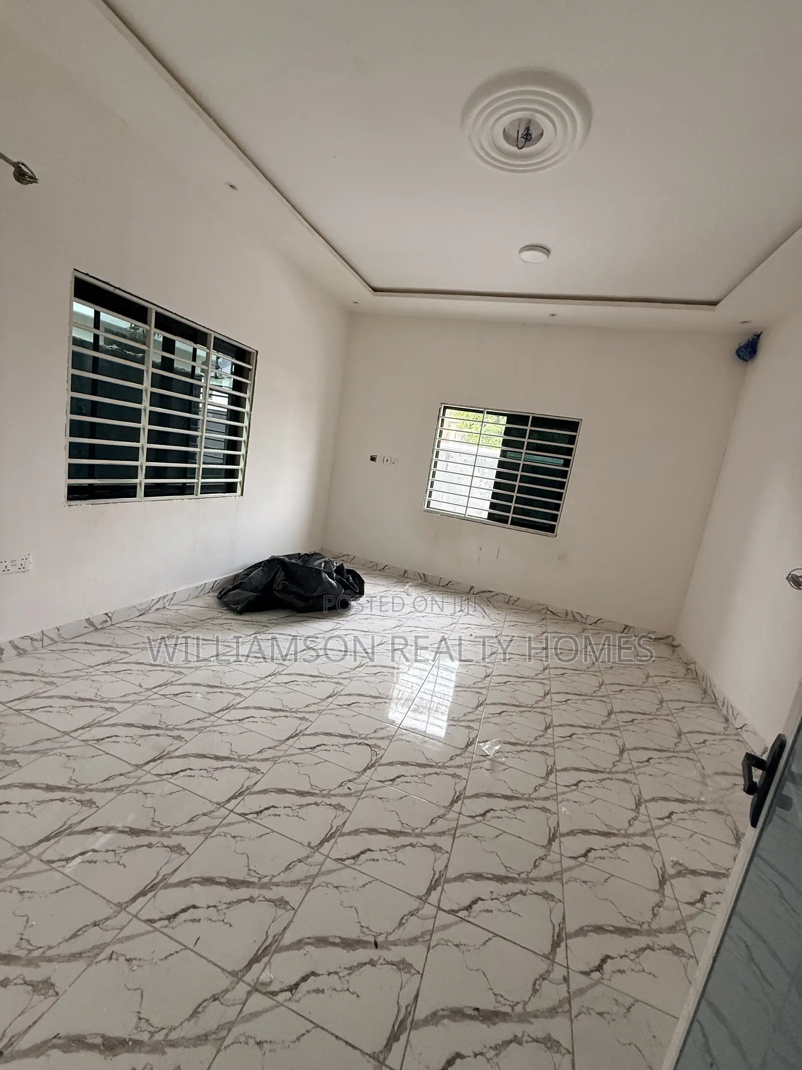3bdrm House in Community 18 Area, Spintex for sale
