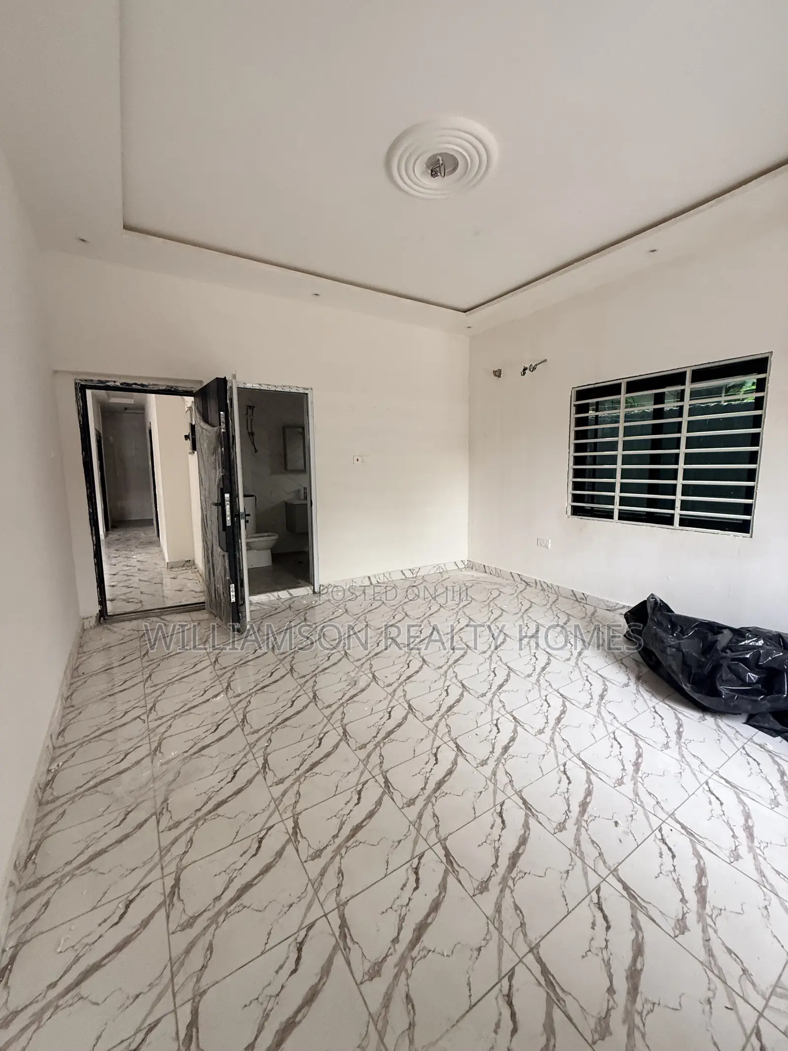 3bdrm House in Community 18 Area, Spintex for sale