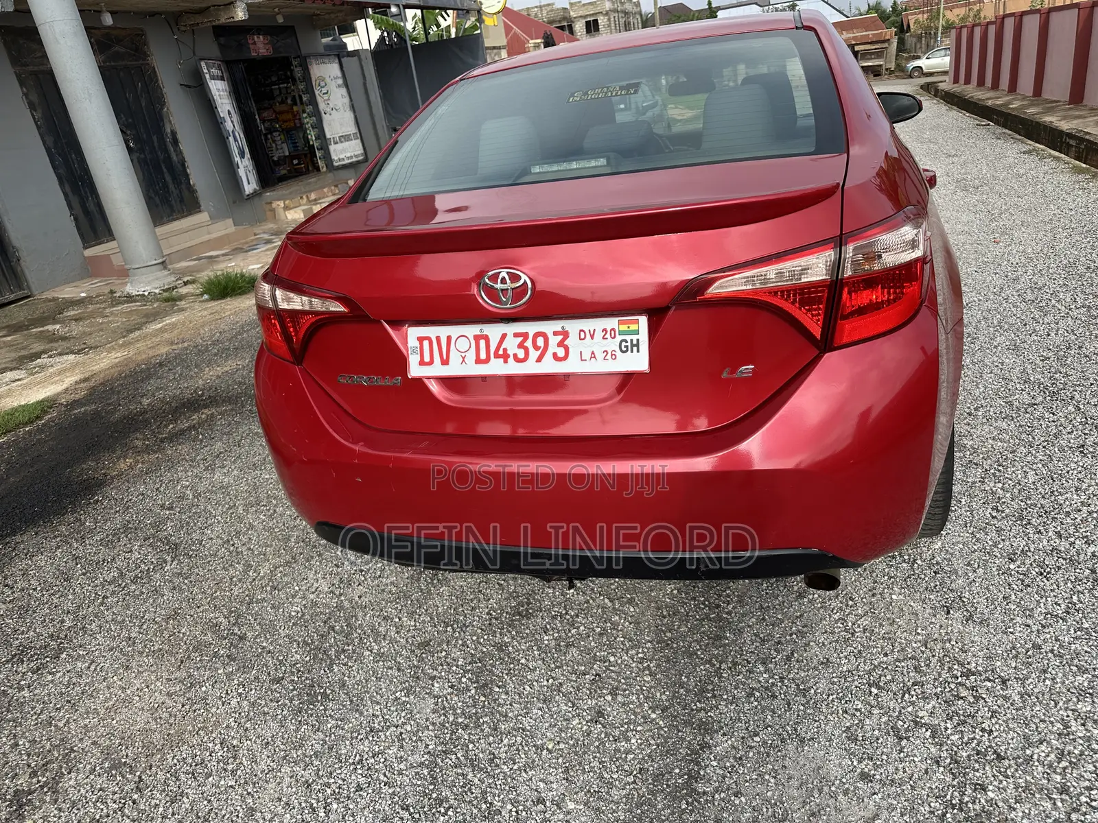 Toyota Corolla LE 4dr Sedan (1.8L 4cyl CVT) 2017 Red