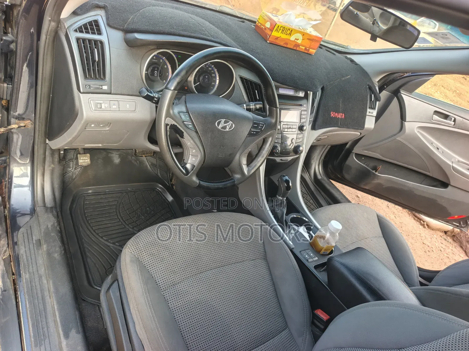 Hyundai Sonata GLS Sedan FWD (2.4L 4cyl 6A) 2012 Blue
