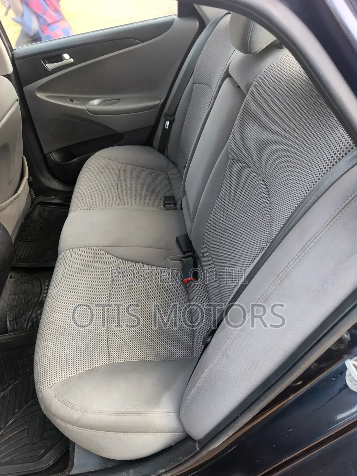Hyundai Sonata GLS Sedan FWD (2.4L 4cyl 6A) 2012 Blue