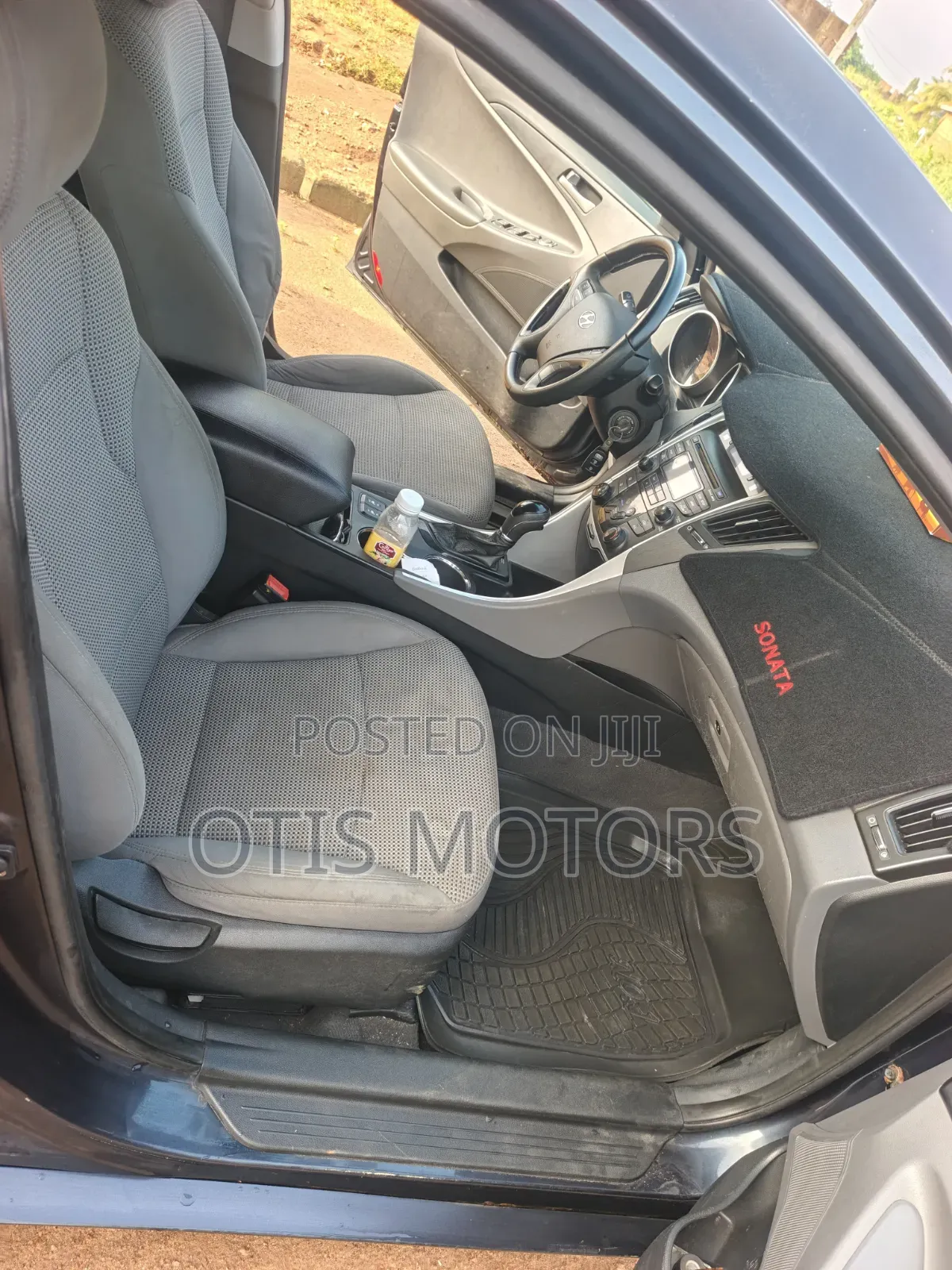 Hyundai Sonata GLS Sedan FWD (2.4L 4cyl 6A) 2012 Blue