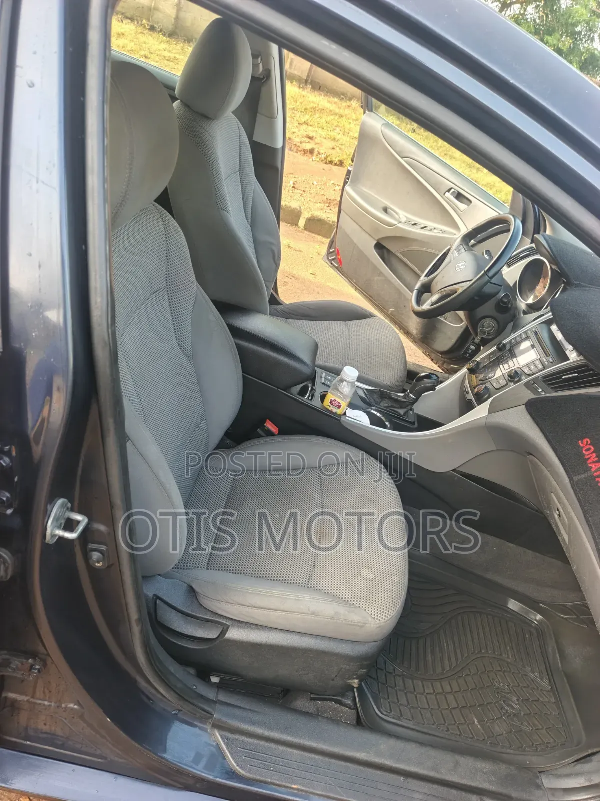 Hyundai Sonata GLS Sedan FWD (2.4L 4cyl 6A) 2012 Blue