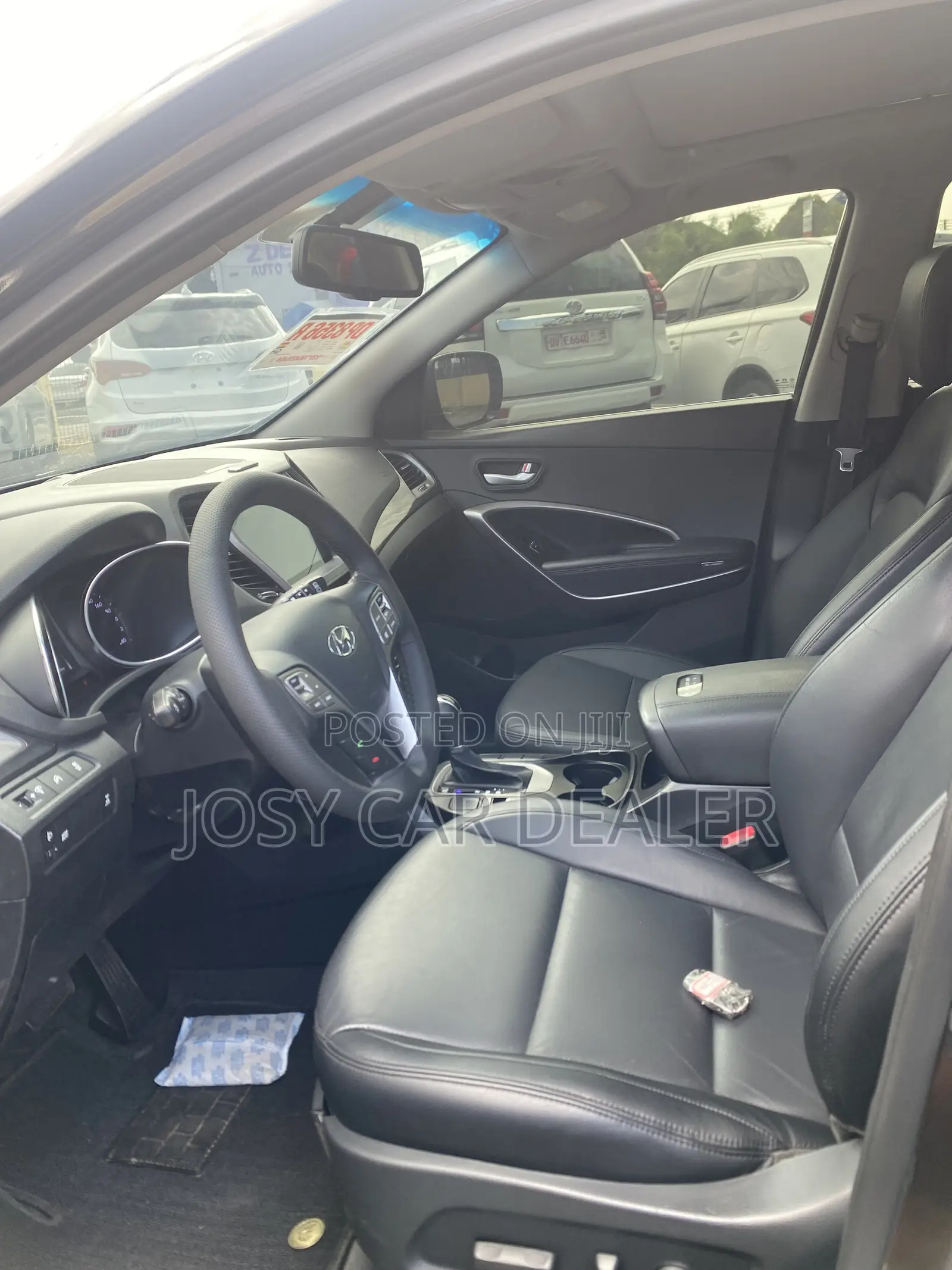 Hyundai Santa Fe SE AWD 2016 Black